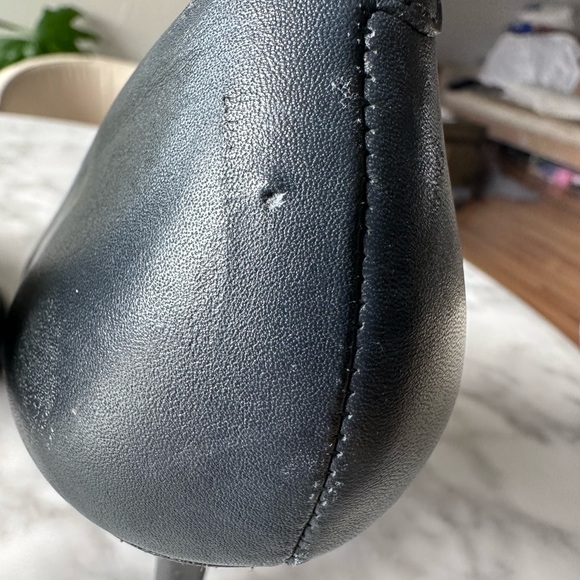 Navy Coach Bowery Pointed Heel, pump size 8.5 - Picture 7 of 10